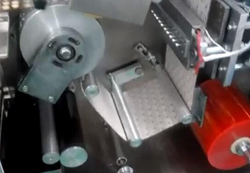 DPH300G高速鋁塑泡罩包裝機(jī)聯(lián)線(xiàn)